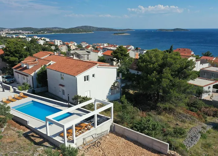 Tatil Evi Gorgeous In Rogoznicko *