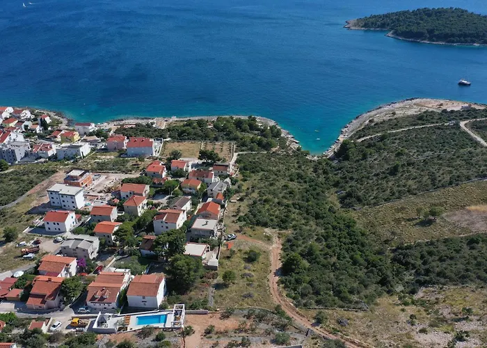 Gorgeous In Rogoznicko *