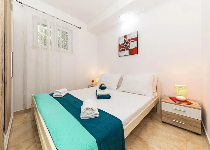 Gorgeous In Rogoznicko Dom wakacyjny